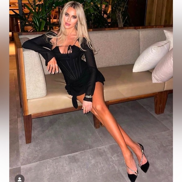 House of CB Gianna Dress in Black - Picture 5 of 11